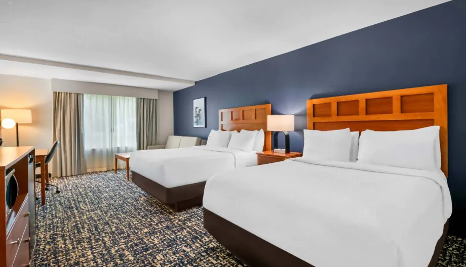 wyndham bloomington mall of america guestroom wyndham bloomington mall of america guestroom