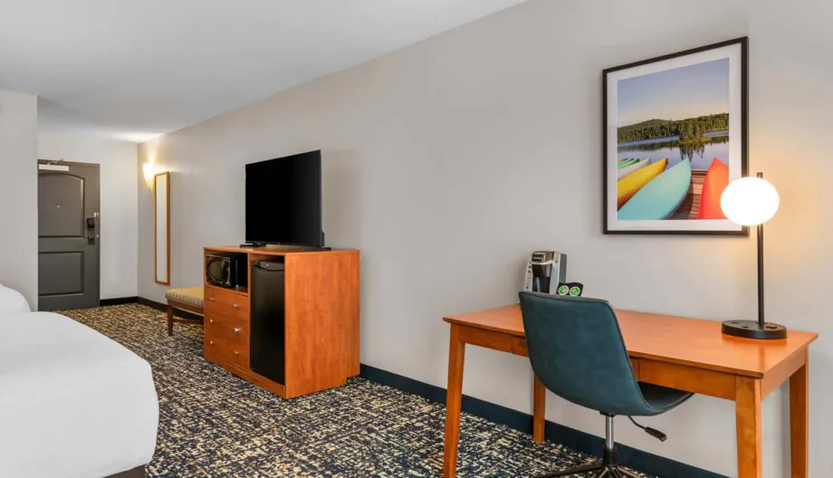 wyndham bloomington mall of america guestroom wyndham bloomington mall of america guestroom
