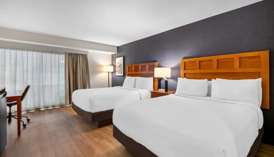 wyndham bloomington mall of america guestroom wyndham bloomington mall of america guestroom