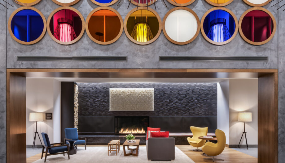 160215_Hyatt_Lobby1_Orig_0377c