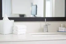 Courtyard-Bloomington-Mall-of-America-Bathroom-01-LR Courtyard-Bloomington-Mall-of-America-Bathroom-01-LR