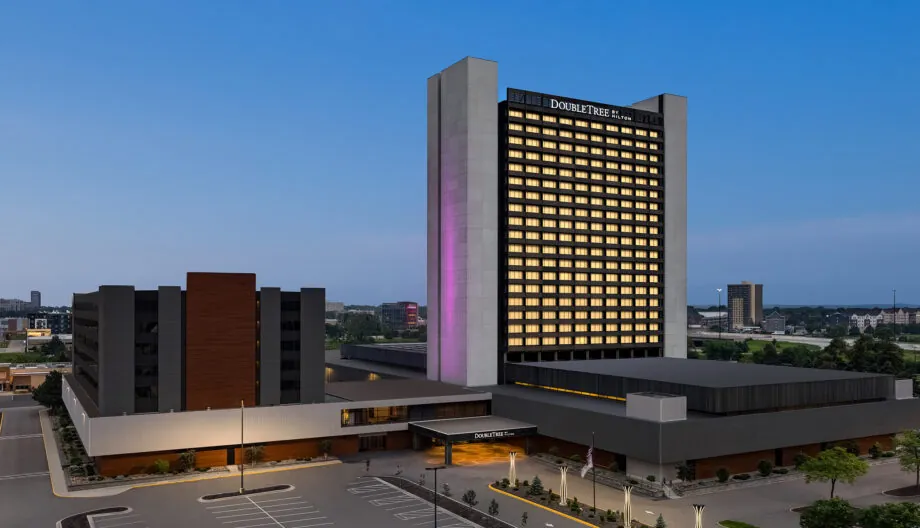 DoubleTree-South-Exterior