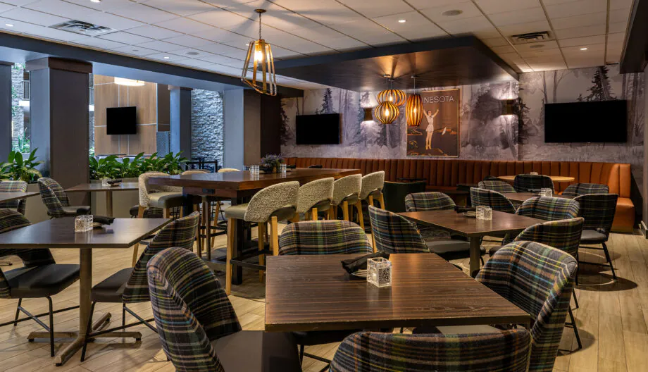Iron-Range-Restaurant-Seating