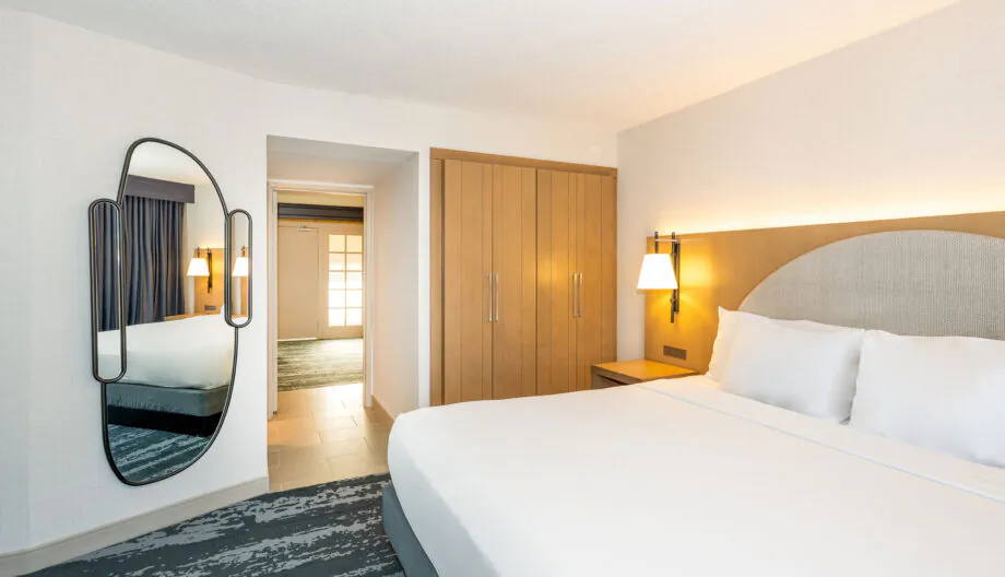 King-Bed_-Suite