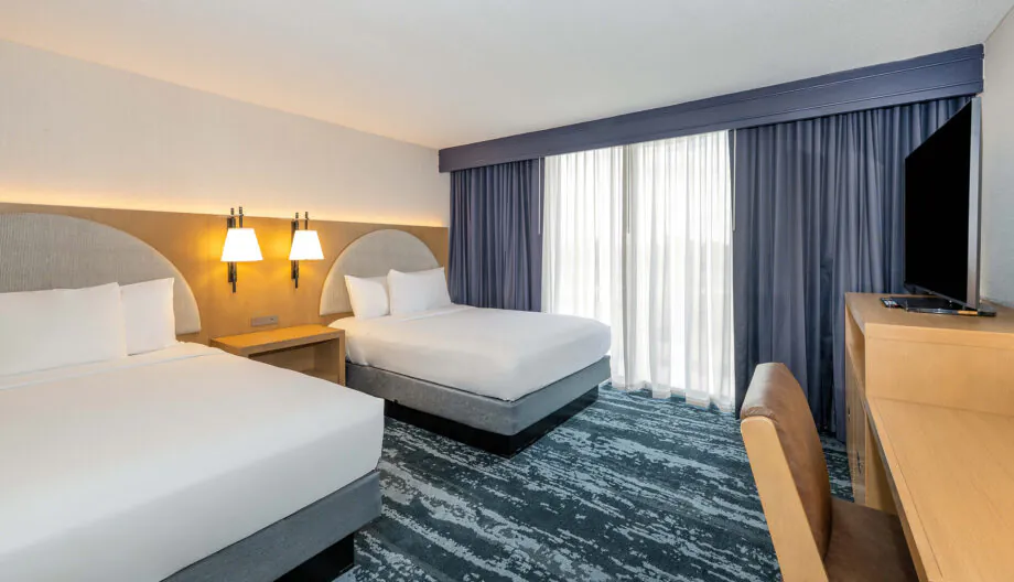 Two-Queen-Beds_Suite