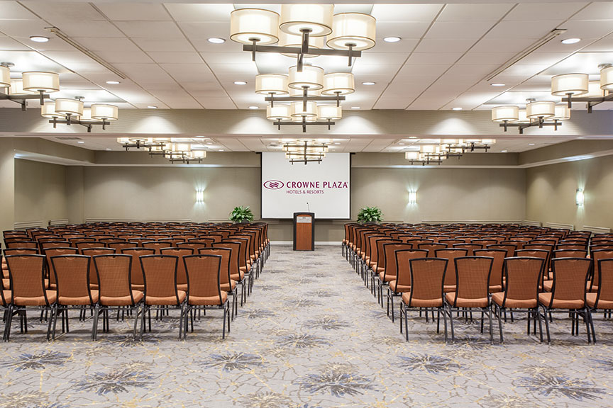 Crowne Plaza Aire MSP Airport Mall of America