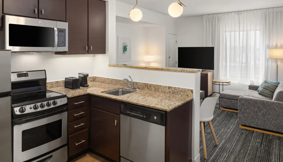 towneplace-suites-bloomington-kitchen towneplace-suites-bloomington-kitchen