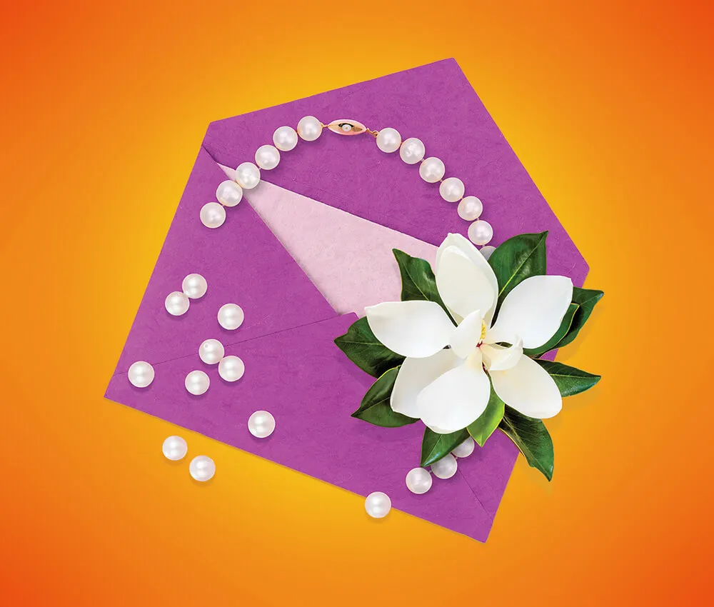 Pink envelope with a flower and pearls
