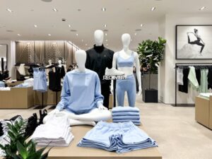 Alo Yoga store display at Mall of America
