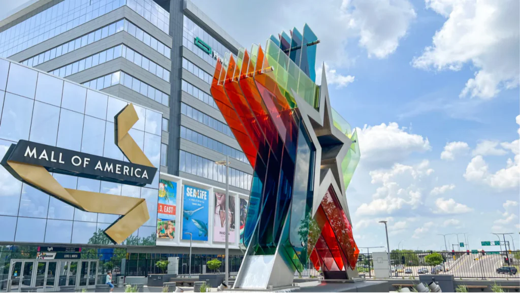 image of the north star at mall of america